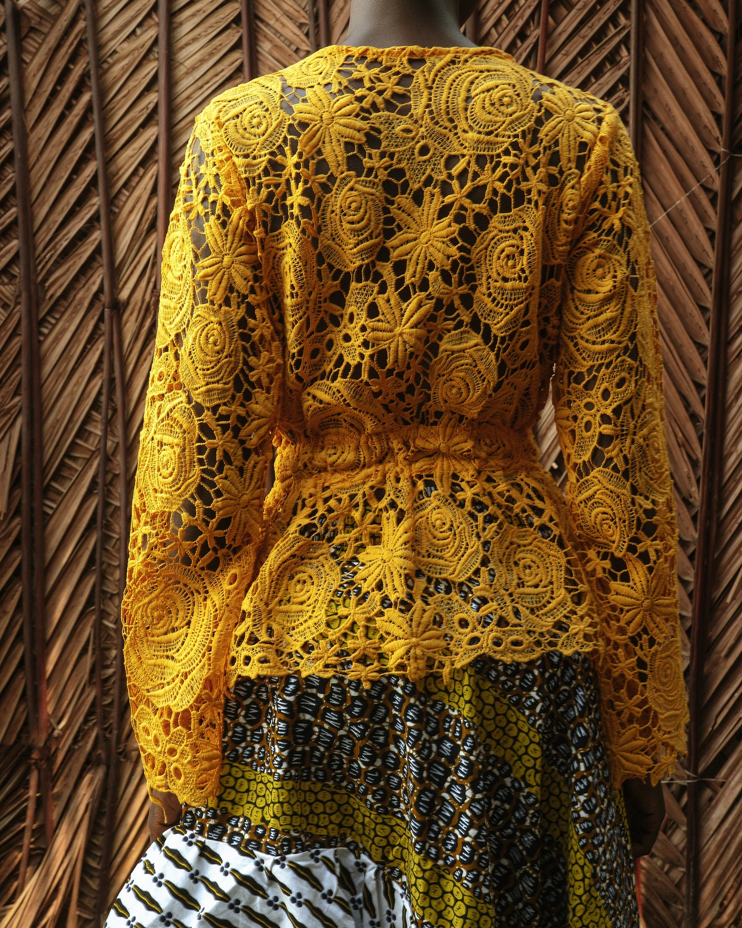 NUA LACE AND ANKARA SET